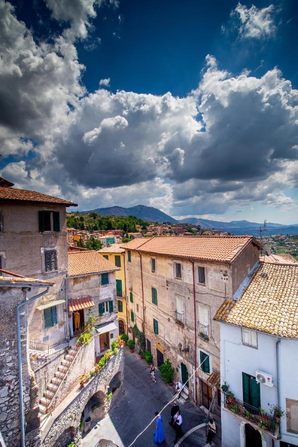 Antica Dimora Della Chiesa Apartment Olevano Romano Luaran gambar